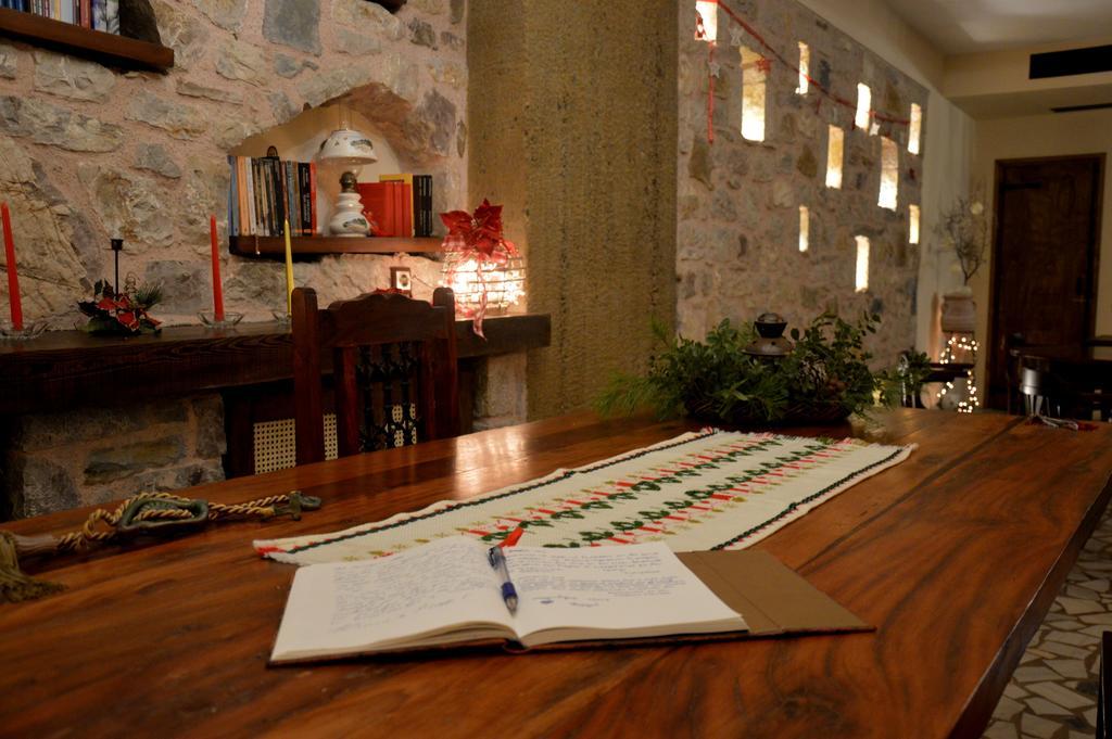 Messana Hotel Meszíni Kültér fotó